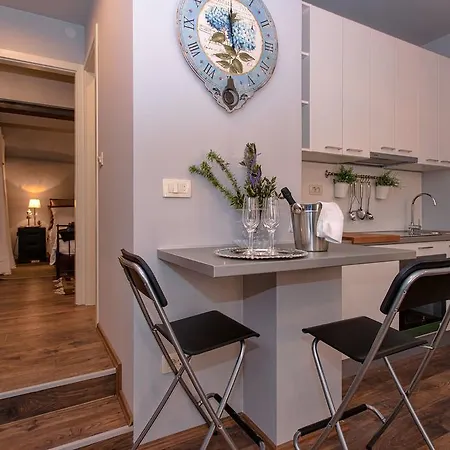 Heraclea Residential Апартаменты Хвар