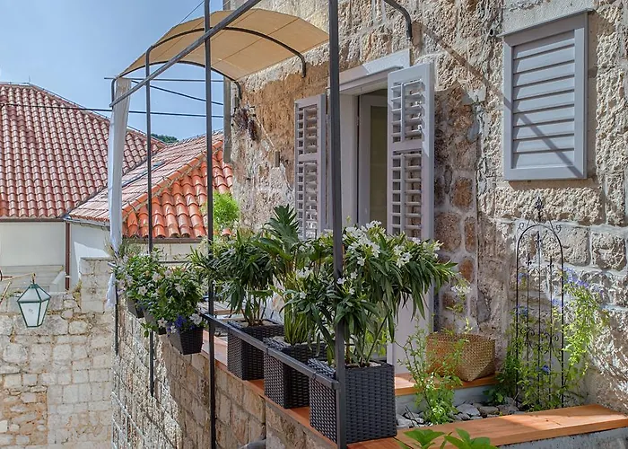 Heraclea Residential Apartamento Hvar Town